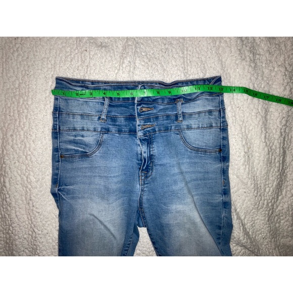 Refuge Stretch Skinny Jeans - Picture 4 of 7